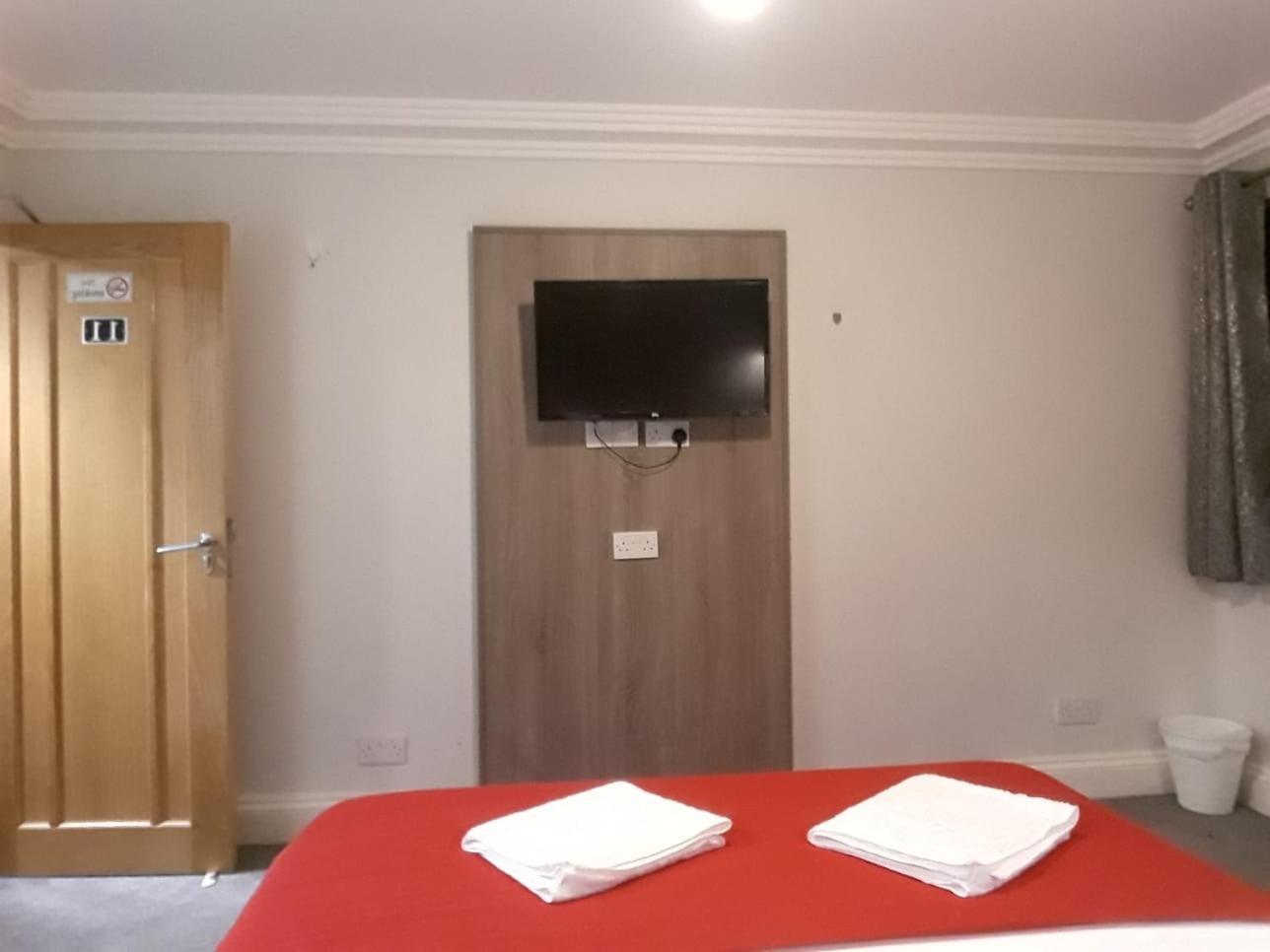 371 Cranbrook Rd Ig2 Hotel Ilford Luaran gambar