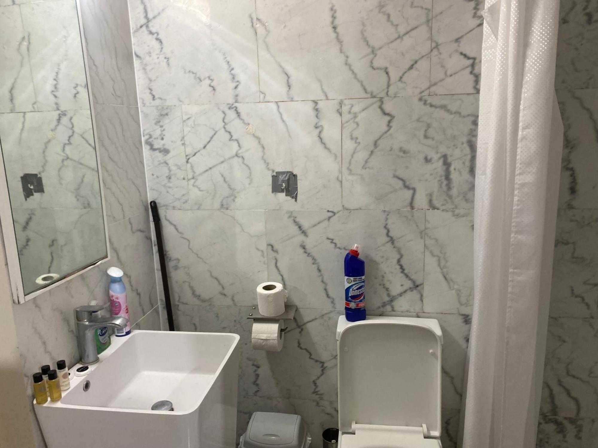 371 Cranbrook Rd Ig2 Hotel Ilford Luaran gambar